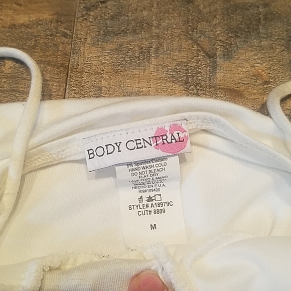 Top - Picture 3 of 3